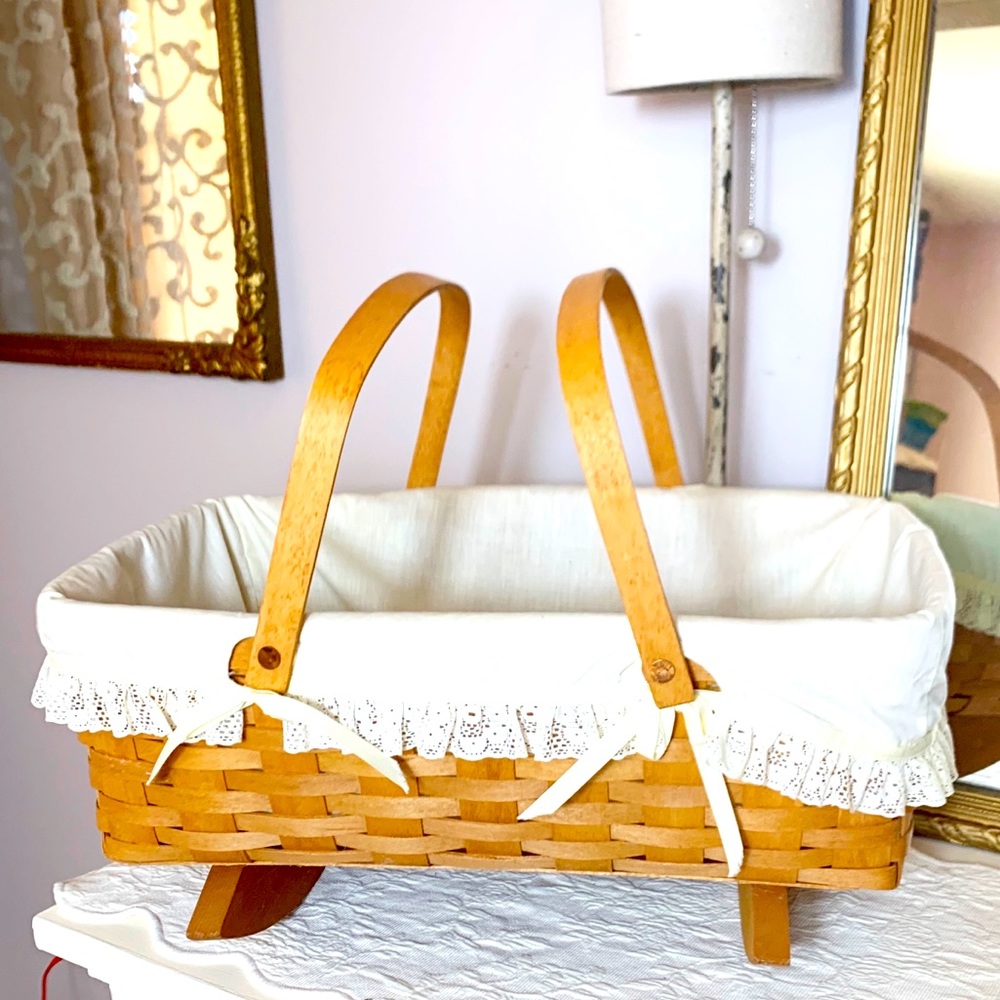 Longaberger Basket Babydoll Crib Rocker Bed Lined and has the original pamphlet